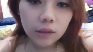 Mlive Erya Cantik Pamer Uting Bodi Montok
